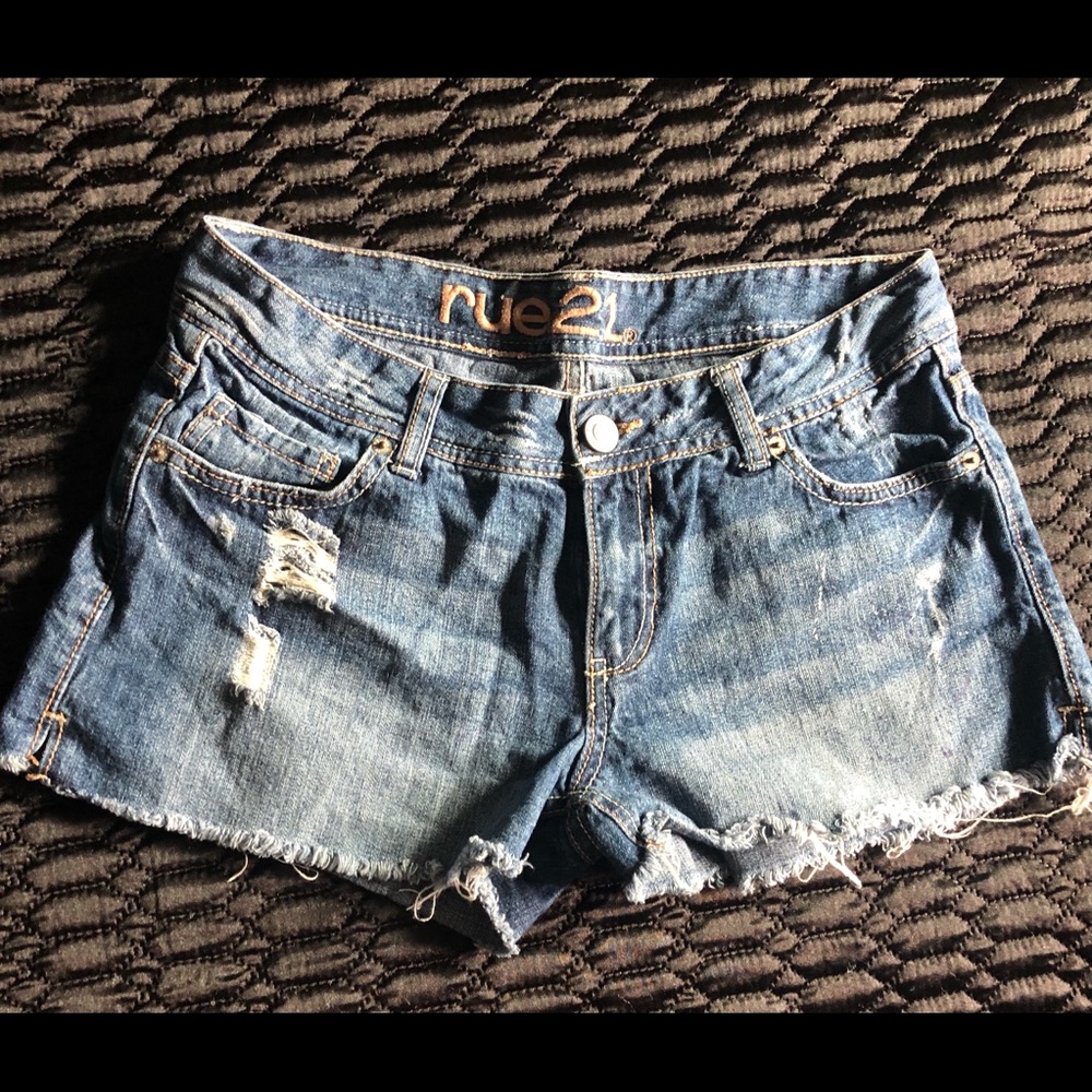 CUTE!!!  Rue 21 Jean Shorts size 7/8